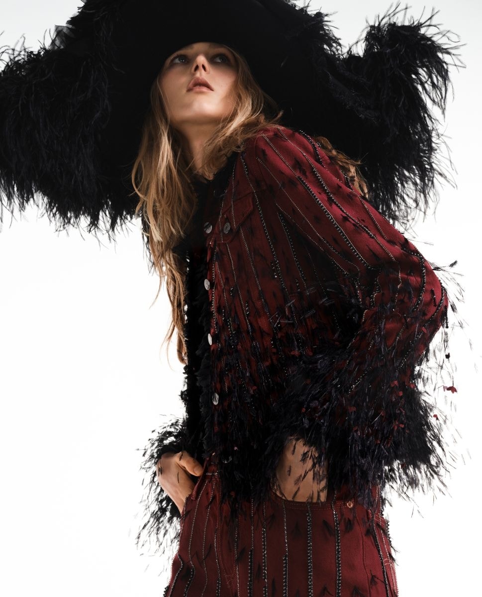 Un look della capsule collection Levi's con Christelle Kocher (courtesy Levi's)