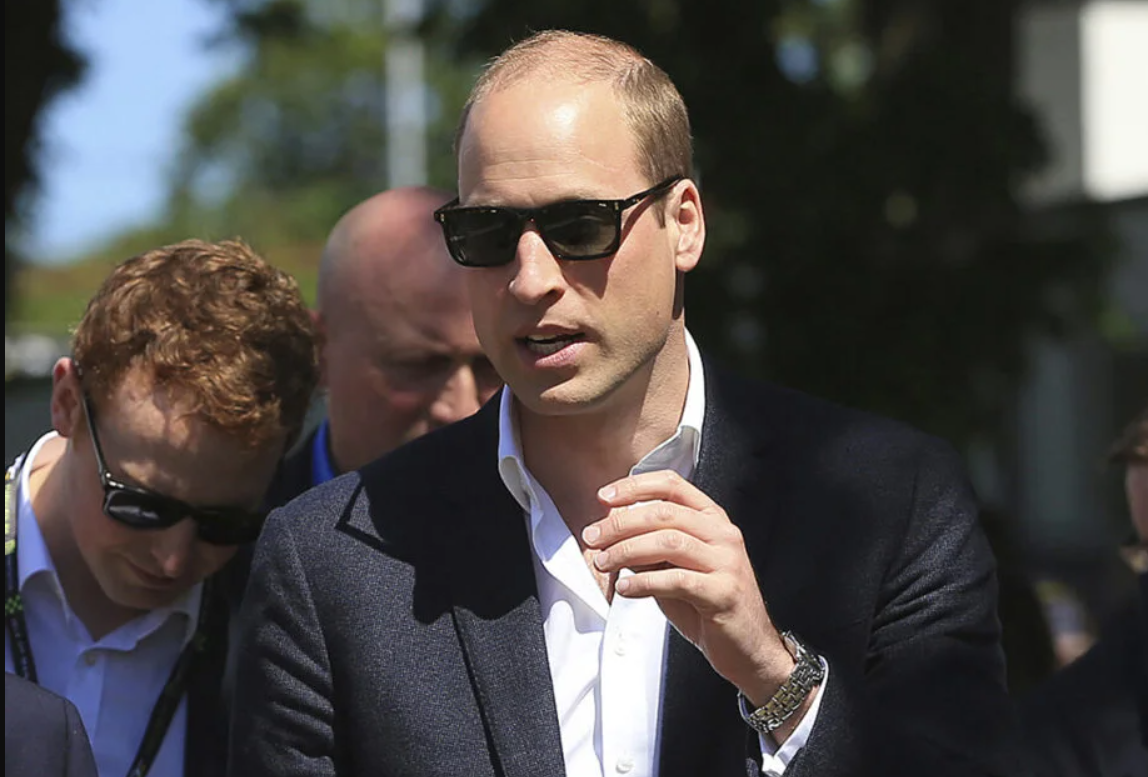 Gli occhiali italiani che il Principe William non smette di indossare mentre Sinner illumina Wimbledon