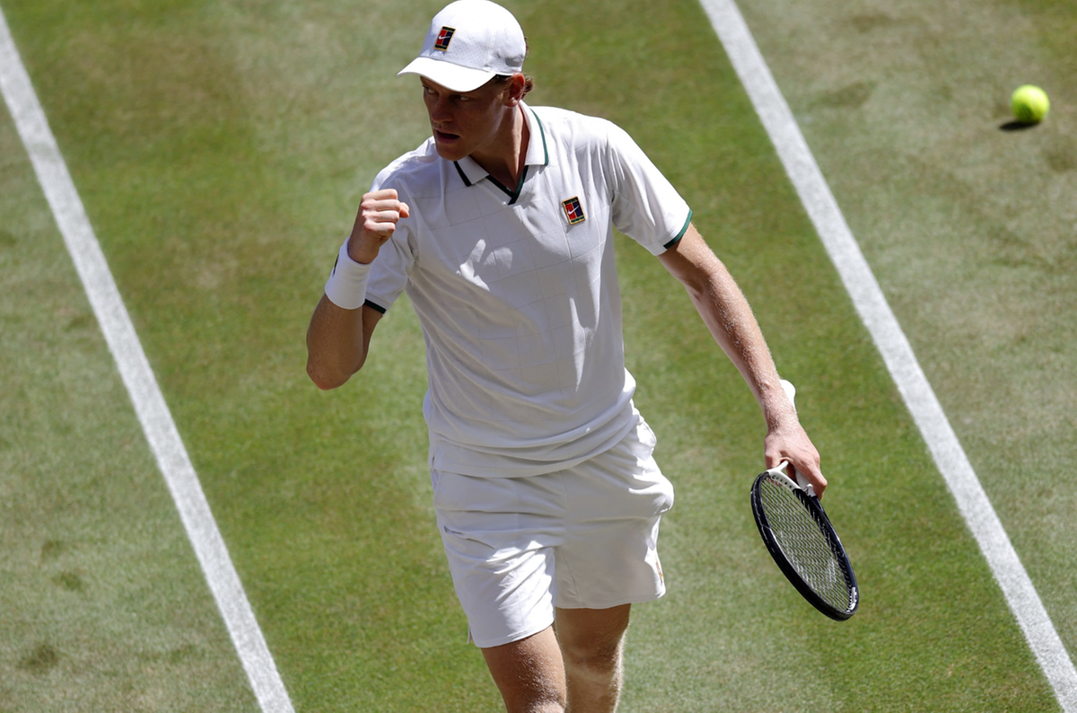 Gli occhiali italiani che il Principe William non smette di indossare mentre Sinner illumina Wimbledon