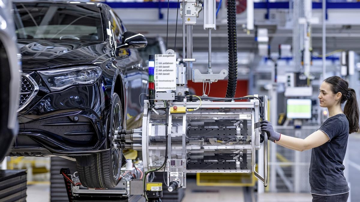 Auto, grido d’allarme dell’associazione dei costruttori tedeschi: crisi degli stabilimenti sempre più drammatica