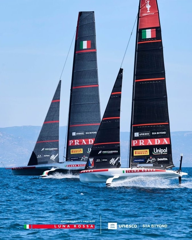 I loghi di Sea beyond e Unesco sulle vele di Luna rossa (courtesy Luna rossa)