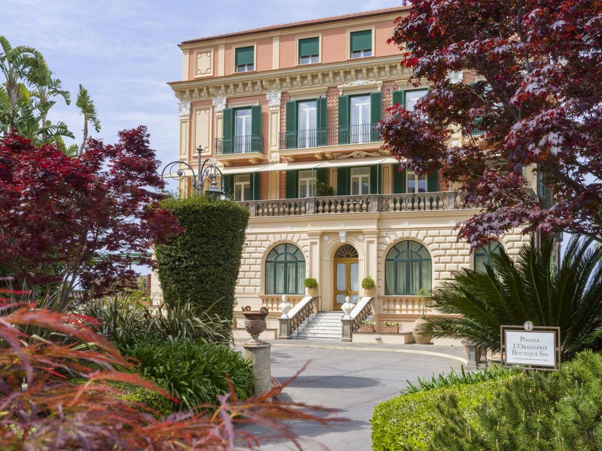 Grand Hotel Excelsior Vittoria Sorrento: storia, lusso mediterraneo e il ritorno del bartender Colin Peter Field nel 2026