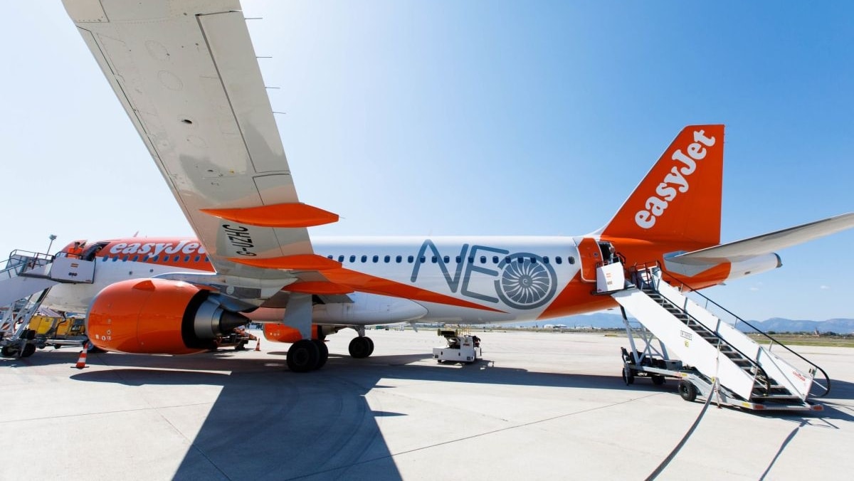 EasyJet, Apollo offre 5,7 miliardi di sterline e supera Castlelake nella corsa alla compagnia low cost