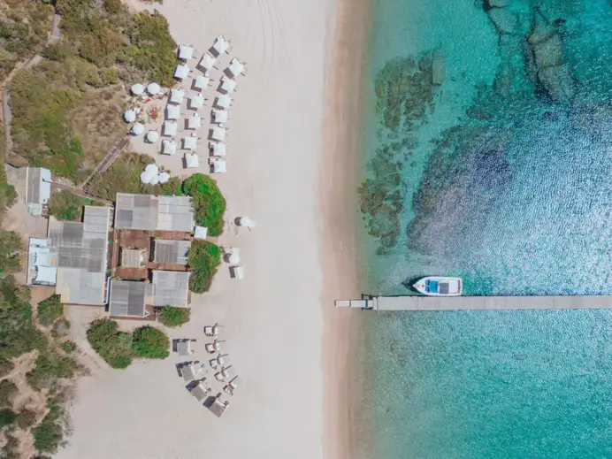 Nikki Beach Cocktail Club: il nuovo indirizzo che cambia la nightlife in Costa Smeralda
