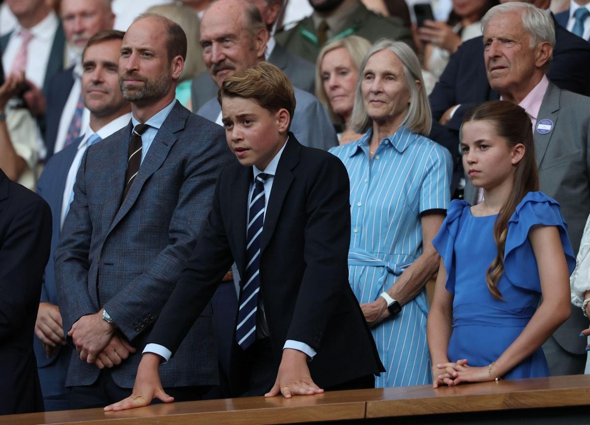 Il Principe William, con il Principe George e la Principessa Charlotte.