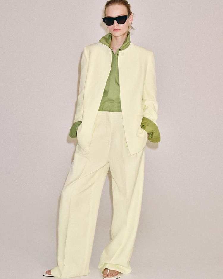 Un look Zara (ph official website)