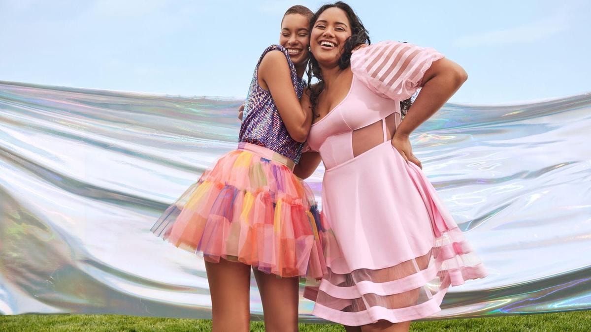 Una campagna Shein (ph official website)