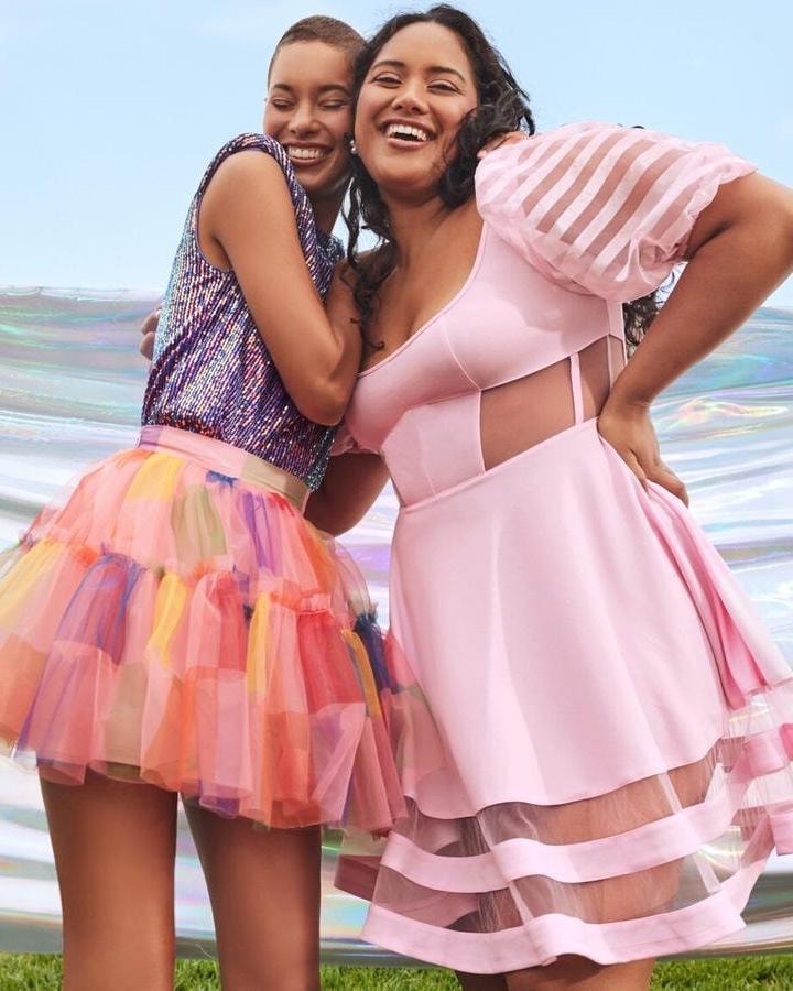Una campagna Shein (ph official website)