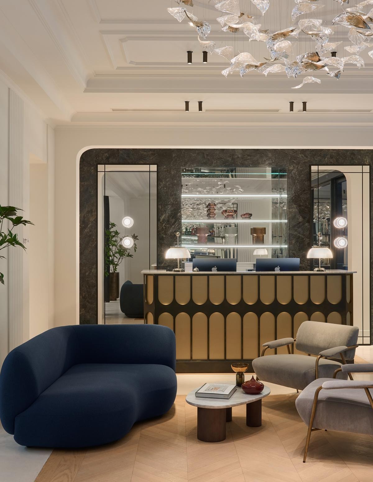 Casa Laveni apre a Milano: il boutique hotel di Brera dove moda e design ridisegnano l’ospitalità