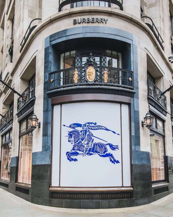 Il flagship Burberry di Londra (ph Imagoeconomica)