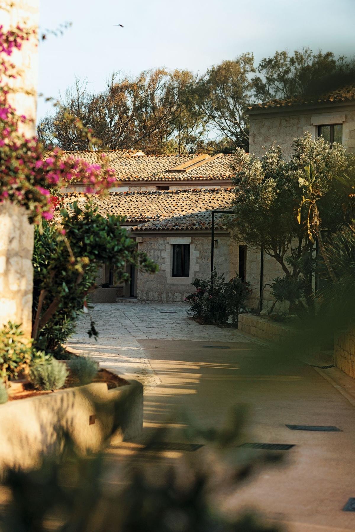 Dopo Taormina e le mete iconiche arriva la Sicilia nascosta: il nuovo indirizzo luxury è Costa Ragusa