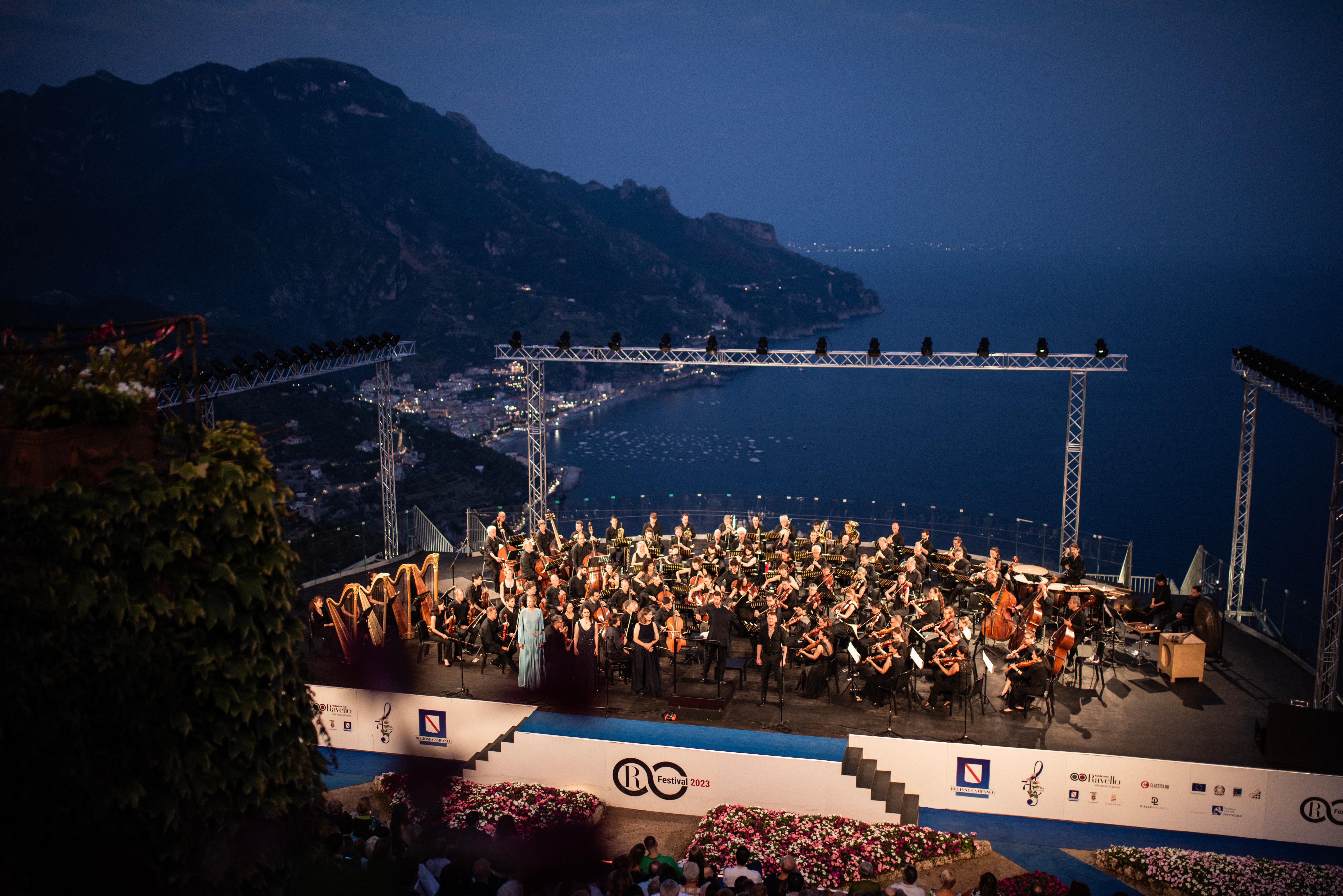 Kent Nagano dirige Wagner a Ravello (ph Steffen Stender, courtesy Dresdner Musikfestspiele)