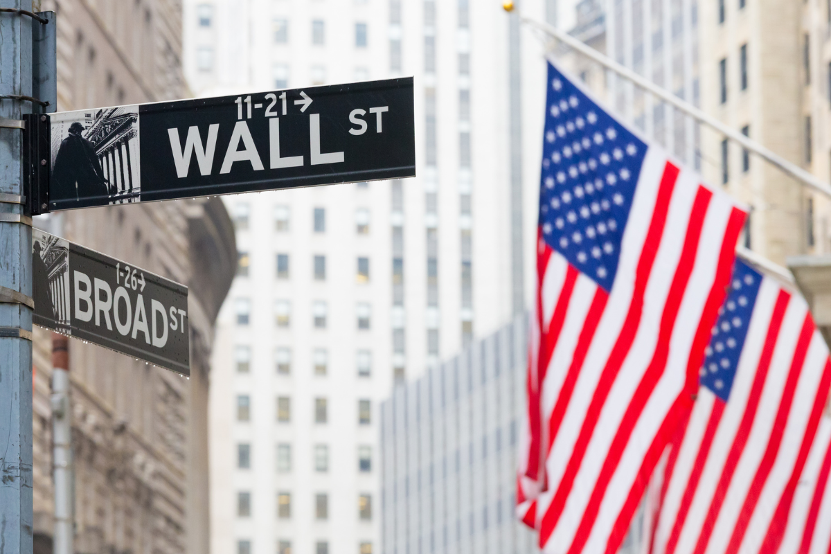 Come muoversi sui mercati oggi? I consigli dei ceo delle grandi banche Usa per non farsi male tra volatilità e rischio AI