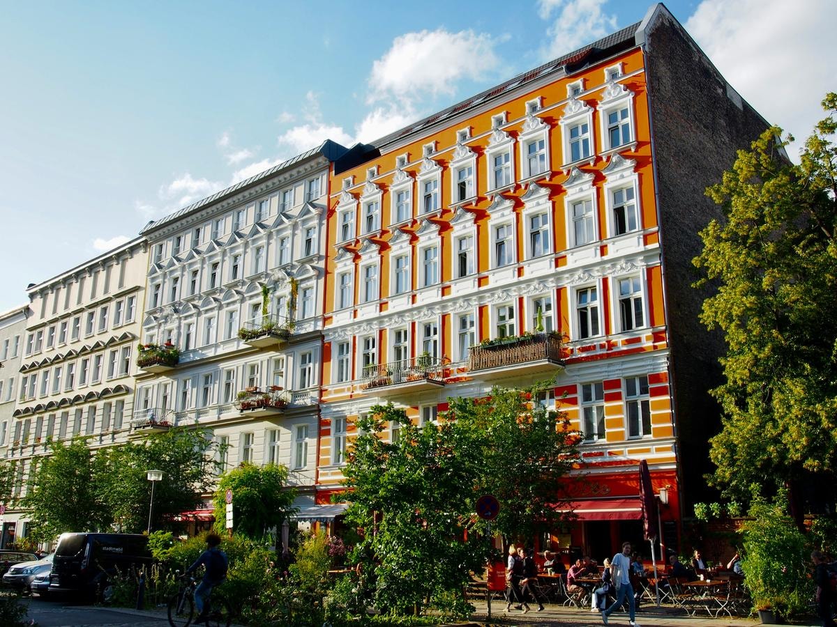 La nuova Berlino conquista con street art, ristoranti stellati e luoghi segreti