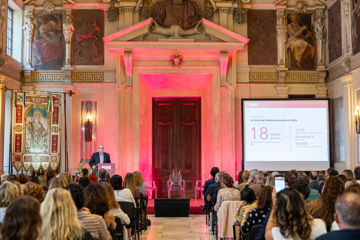 Un momento della presentazione della 5° Milano beauty week (courtesy Cosmetica Italia)