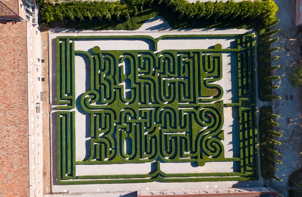 Amazing maze: 3 labirinti ispirati a Borges da scoprire in Italia