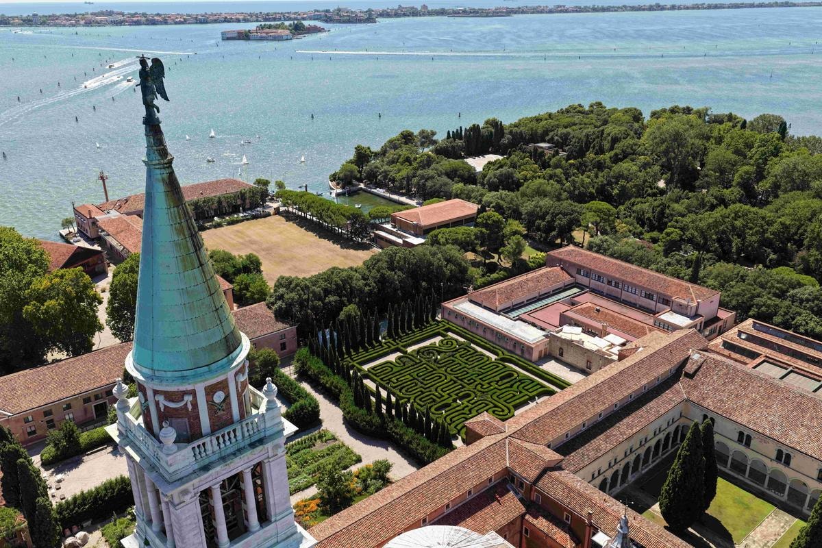 Amazing maze: 3 labirinti ispirati a Borges da scoprire in Italia