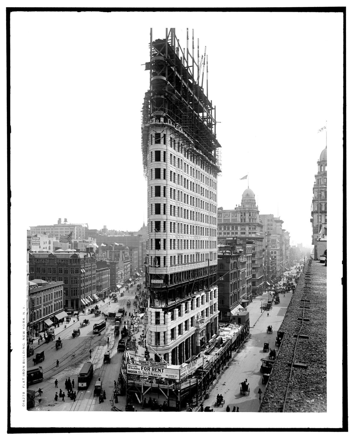 Durante la costruzione, nel 1902. Courtesy of The Flatiron Building