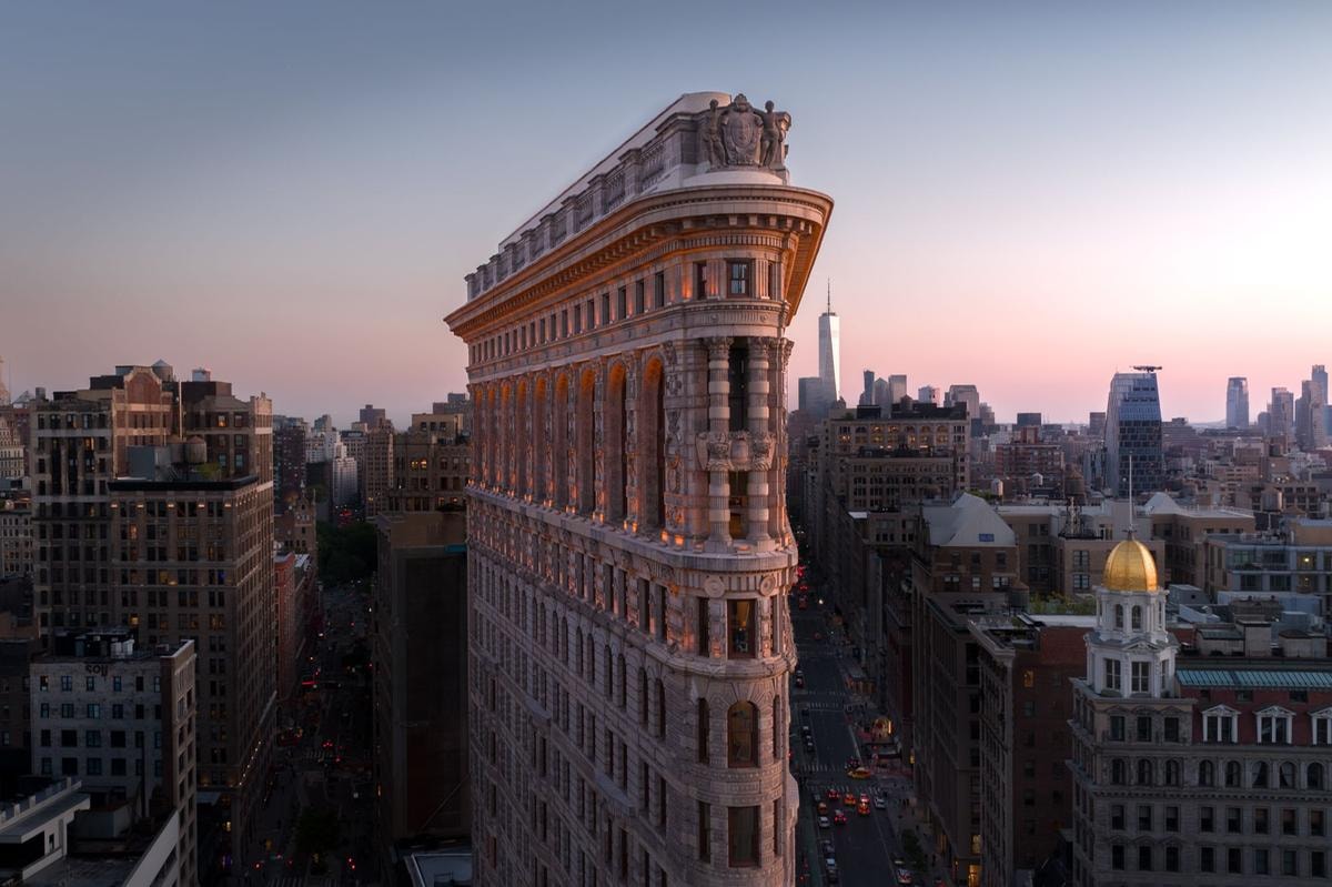 Il Flatiron apre le porte per la prima volta in 124 anni: ecco quanto costa viverci