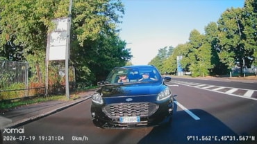 La camera posteriore ha dimensioni davvero ridotteQualità elevata dei materiali, resistenti alle alte temperature, e kit completoQualità 4K per i video della dash cam, con targhe visibili anche in controluceQualità Full HD per i video della camera posteriore