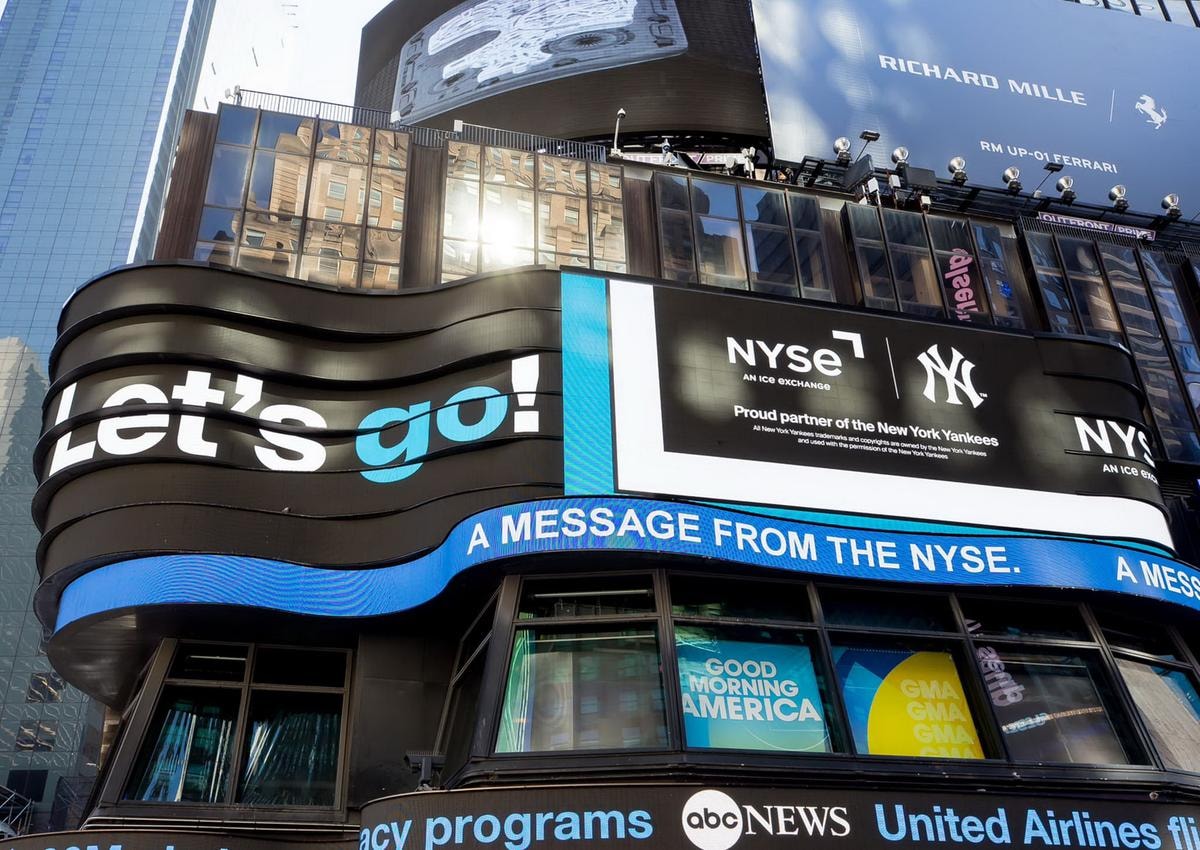 La diretta da Wall Street | Borse Usa chiudono contrastate: Dow Jones +0,5%, Nasdaq -0,2%