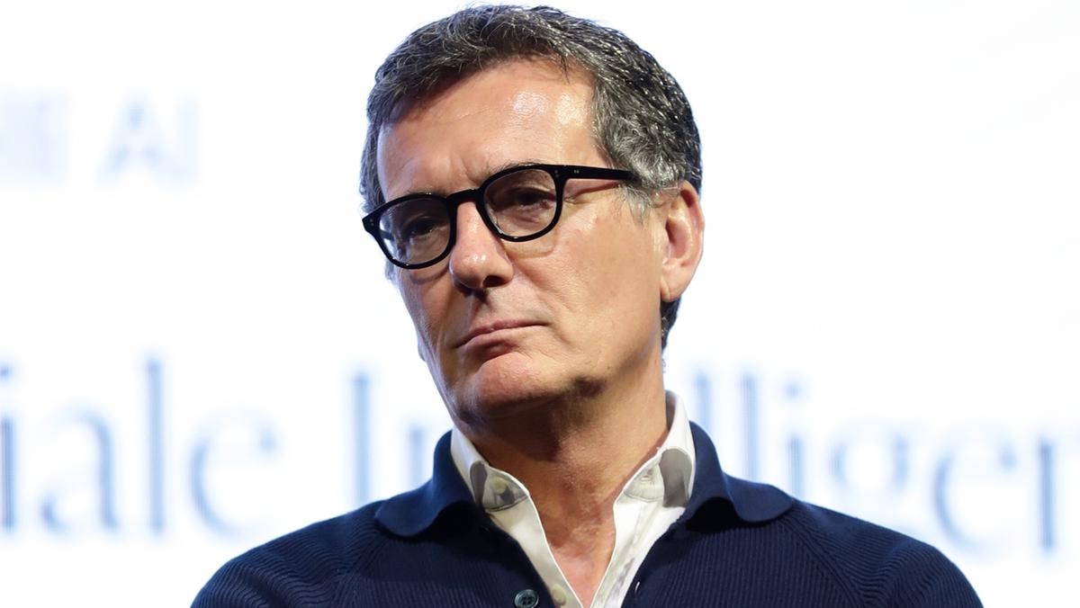 Il presidente di EssilorLuxottica Francesco Milleri