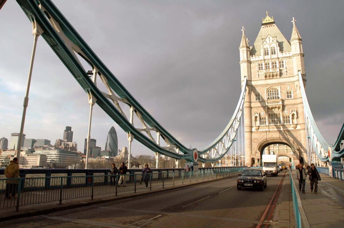 Londra chiede oltre 1 miliardo a Stellantis e ad altre case auto: avviata una causa sulle emissioni diesel nascoste