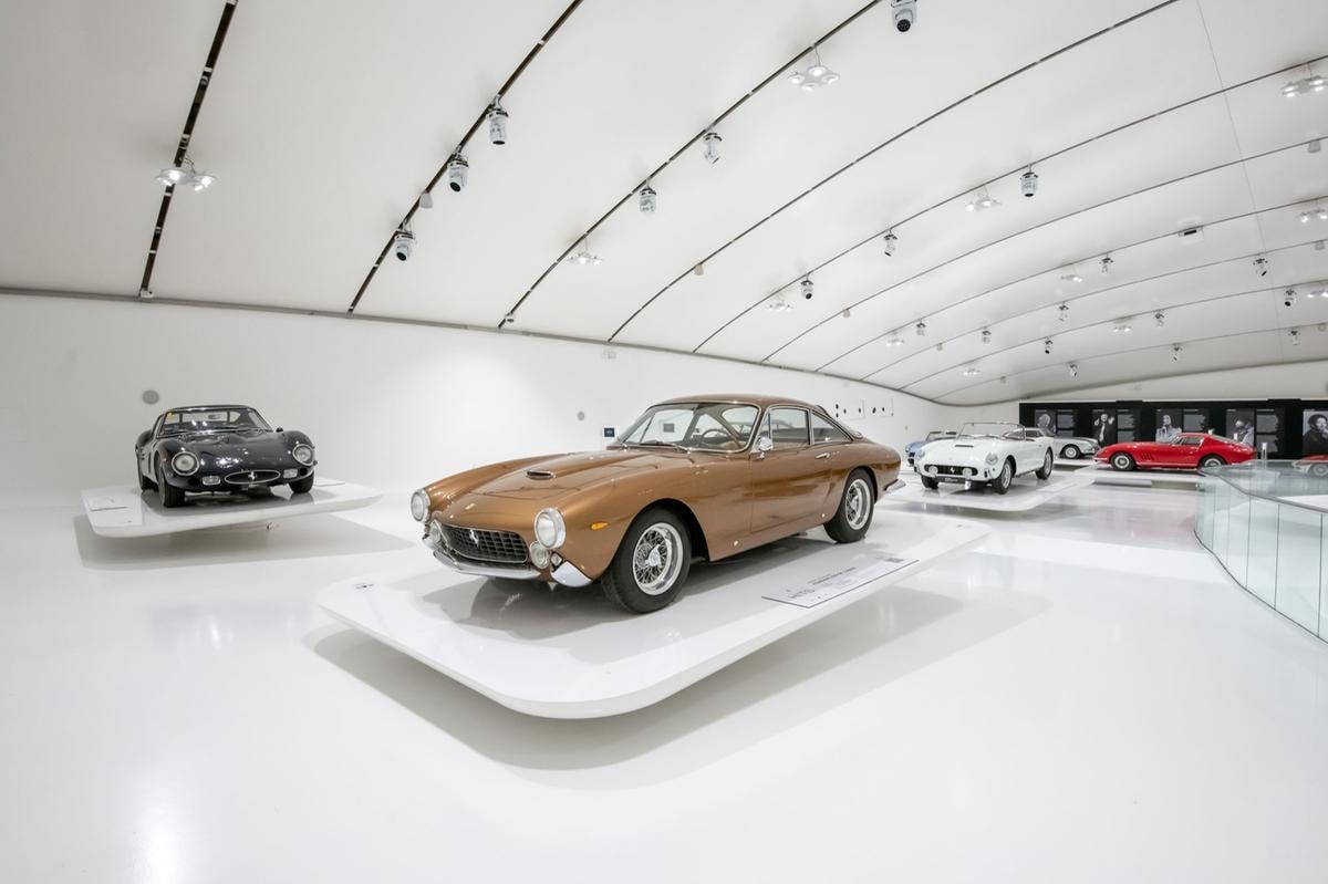 Ferrari 250 GT Lusso 1962 di Herbert Von Karajan.