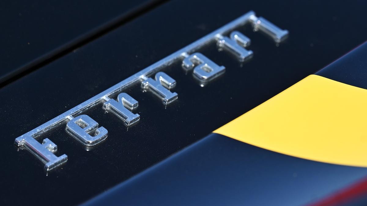 Ferrari batte le attese nel secondo trimestre e alza le stime per il 2026: boom dalle personalizzazioni