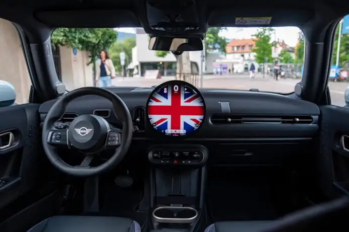 La Mini più british di sempre? La nuova Oxford Edition celebra un’icona nata nel 1959