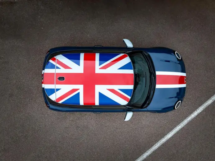 La Mini più british di sempre? La nuova Oxford Edition celebra un’icona nata nel 1959