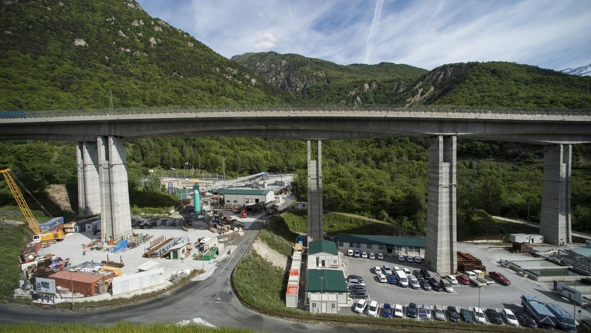 TELT SAS

TUNNEL EUROALPINO LIONE TORINO

TAV 

ALTA VELOCITA'

IMPRESA IMPRESE COSTRUZIONE COSTRUZIONI

CANTIERE CANTIERI