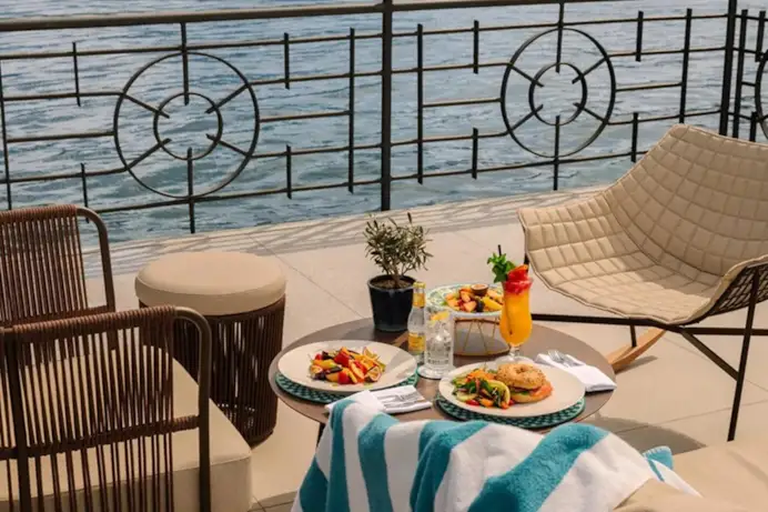 I 7 ristoranti sul Lago di Como dove si arriva solo in barca