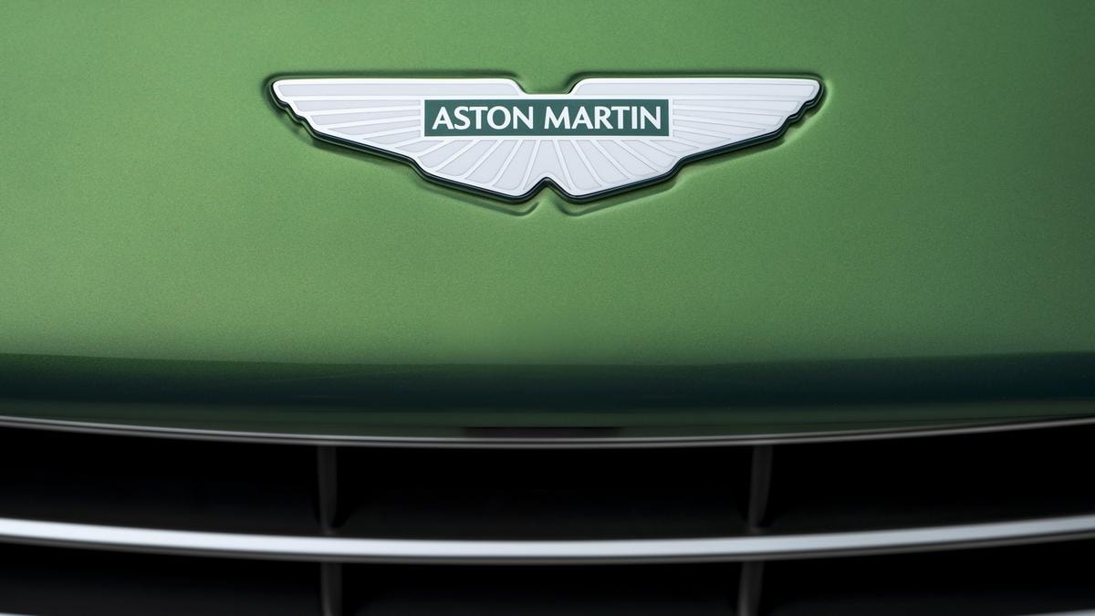 Aston Martin, i creditori minacciano azioni legali contro il rifinanziamento da 550 milioni