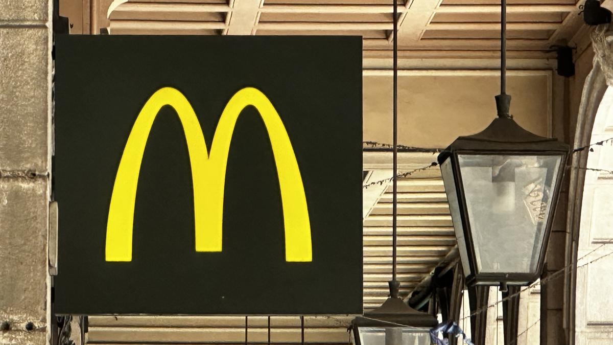 McDonald’s nel secondo trimestre supera le attese sugli utili, ma non dei ricavi
