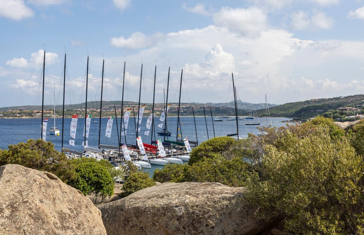 Denza Z9GT: prova della shooting brake BYD durante la Swan Porto Rafael Challenge