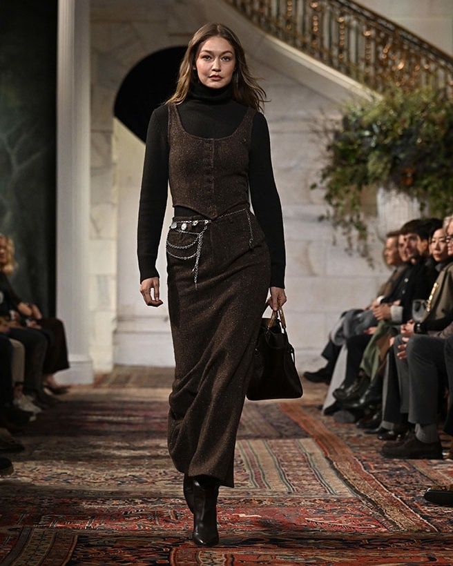 Un look Ralph Lauren fall 2026 (ph Francesc Ten/MFF)