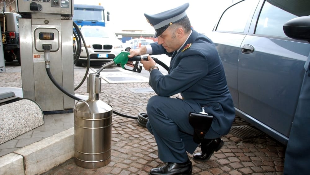 Gdf, distributore carburante