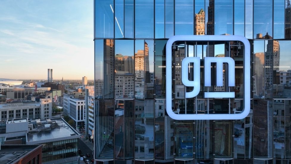General Motors vende a Samsung la fabbrica di batterie da 3,5 miliardi. E Stellantis potrebbe imitarla presto