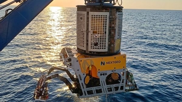 NEXT GEOSOLUTIONS NEXTGEO AZIENDA SUPPORTO COSTRUZIONI OFFSHORE ESPLORAZIONE GEO MARINA  GEOSCIENZA ROV SOTTOMARINO SOTTOMARINI