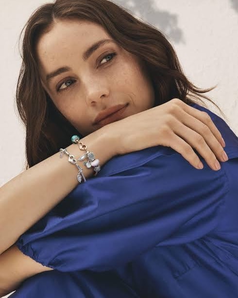 Un adv Pandora (ph official website)