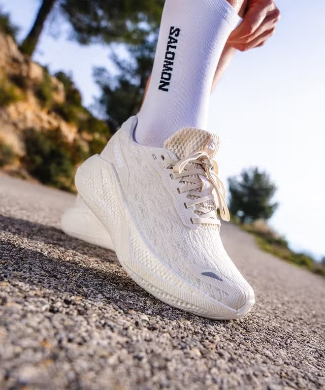 Una campagna del brand Salomon (ph Salomon official website)