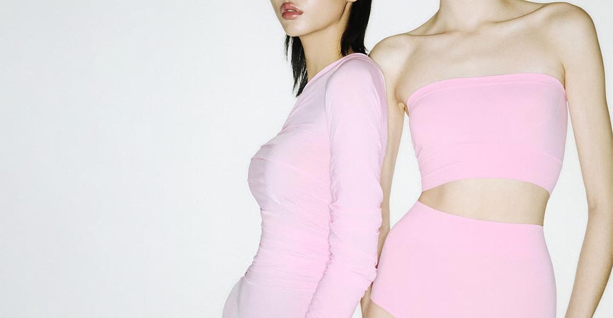 Una campagna di Wolford (ph Wolford official website)