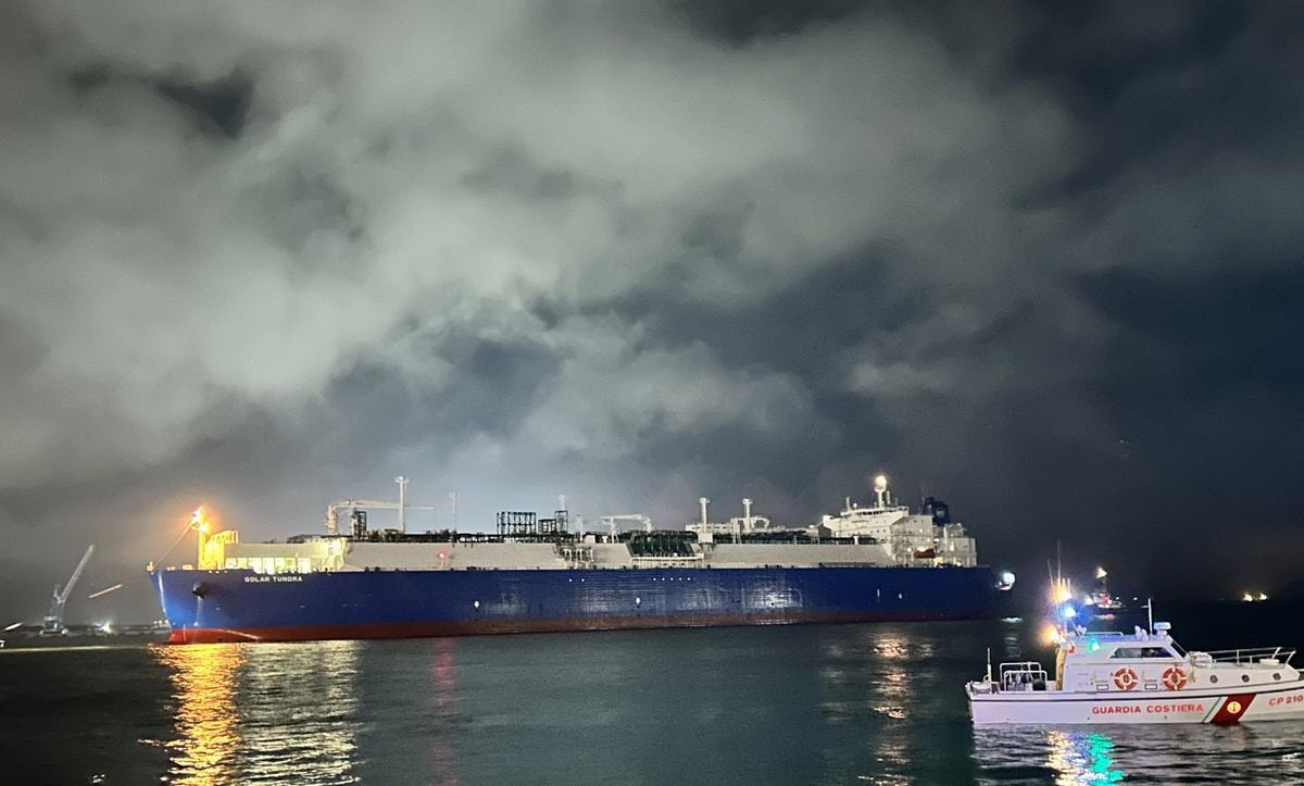 Il rigassificatore Snam di Piombino