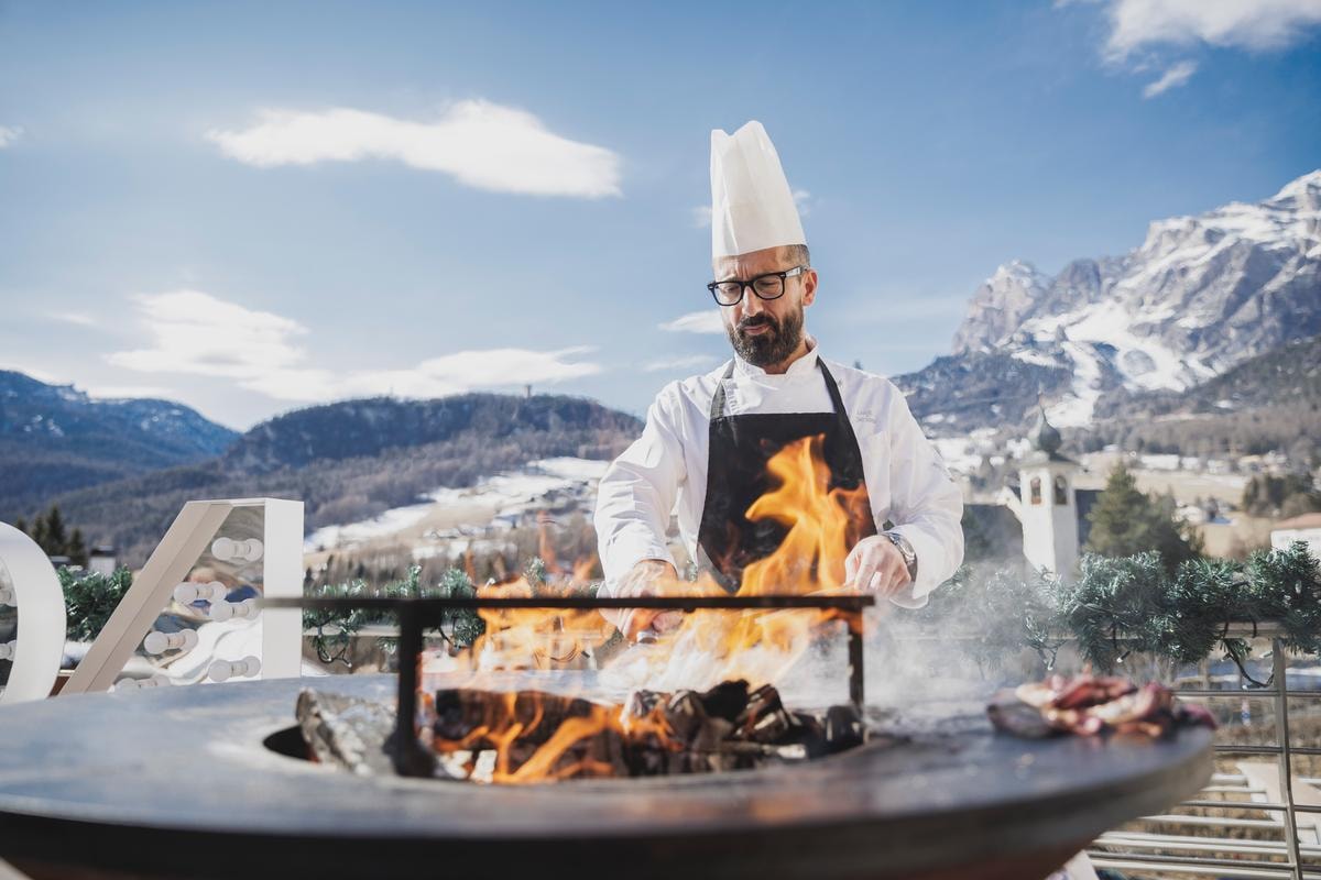 Cortina d’autunno sorprende: foliage, Dolomiti rosa e due hotel da scoprire