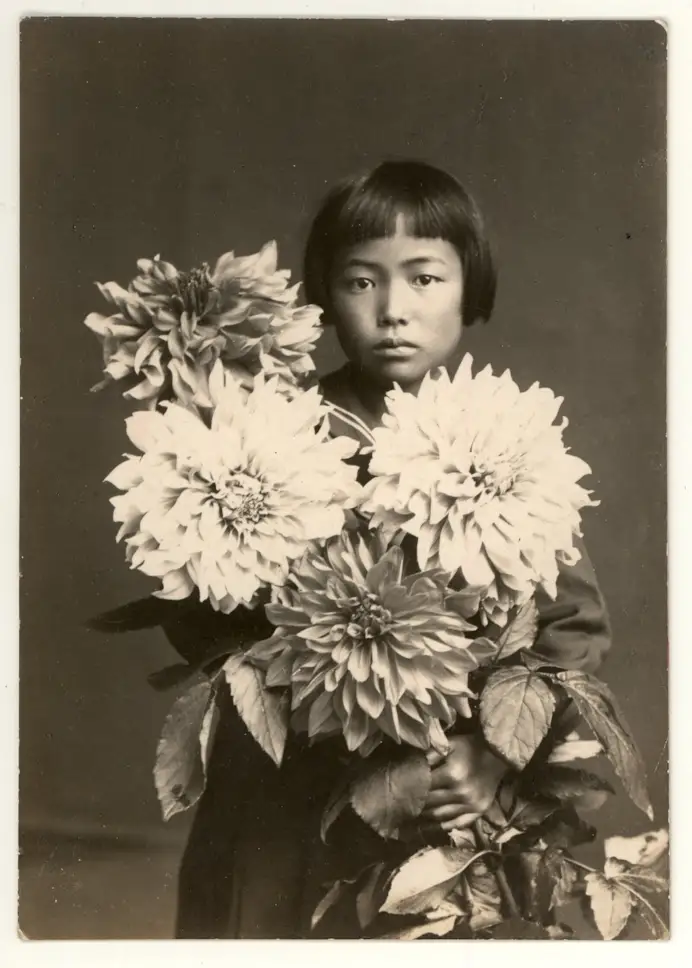 Yayoi Kusama in un ritratto a circa 10 anni nel 1939.