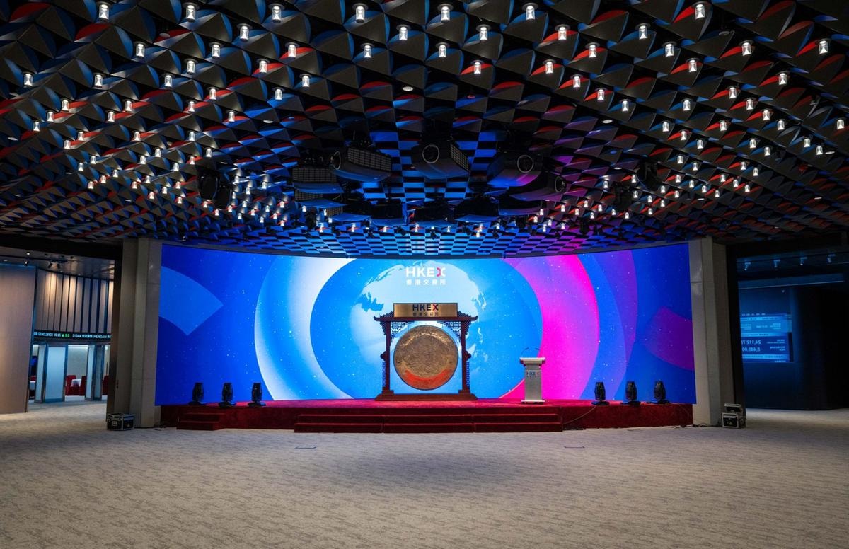 La borsa di Hong Kong (ph Hong Kong stock exchange official website)