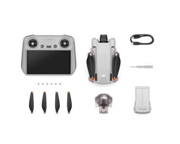 DJI Mini 3 Pro, una videocamera volante con il co-pilota - La provaDJI Mini 3 Pro, una videocamera volante con il co-pilota - La provaDJI Mini 3 Pro, una videocamera volante con il co-pilota - La prova
