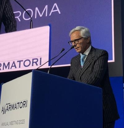 Emissioni, no alla tassa