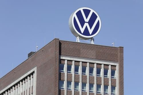 Auto, la crisi arriva ai manager